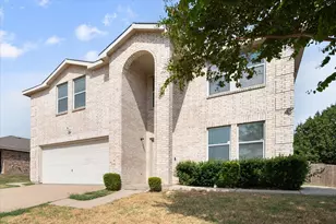 511 Travis Ranch Tr, Arlington, TX 76002 - Photo 4