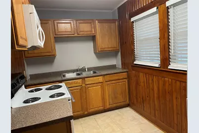 1007 Oakland Street #100, Denton, TX 76201 - Photo 4