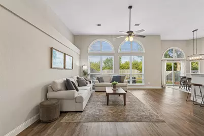5709 Highgate Lane, Rowlett, TX 75088 - Photo 2
