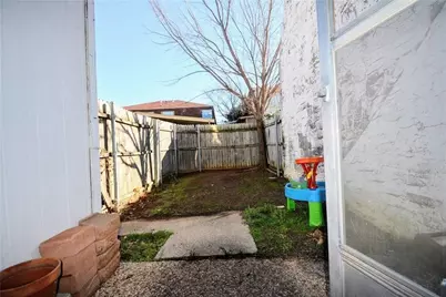 2235 Seville Court, Dalworthington Gardens, TX 76013 - Photo 12