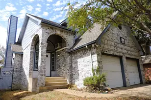 6825 W Driffield Ct, North Richland Hills, TX 76182 - Photo 40