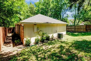 6433 Leana Ave, Dallas, TX 75241 - Photo 16
