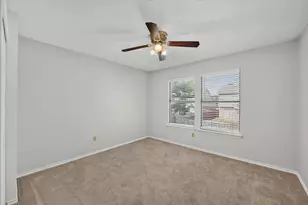 4301 Hudson Ave, Grand Prairie, TX 75052 - Photo 14