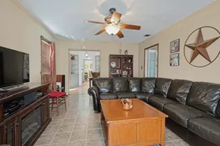 5716 Winton St, Dallas, TX 75206 - Photo 10