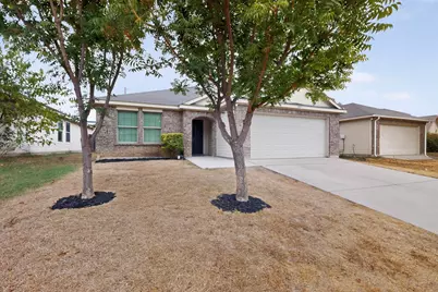 2939 Saint Bernard Drive, Dallas, TX 75233 - Photo 2