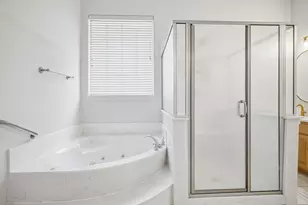 3848 W Pioneer Dr, Irving, TX 75061 - Photo 16