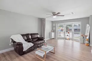 9255 Palisade Dr, Dallas, TX 75217 - Photo 4