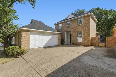 800 Crest Ridge Drive, Irving, TX 75061 - Photo 1
