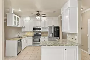 842 Cornstubble Ln, Weatherford, TX 76088 - Photo 8