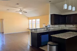 2013 Kingsbrook Trail, Fort Worth, TX 76120 - Photo 4