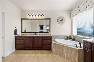 2445 San Marcos Dr, Royse City, TX 75189 - Photo 10