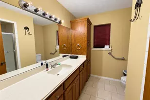 1324 Amherst St, Burkburnett, TX 76354 - Photo 12