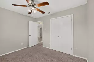 9839 Glengreen Dr, Dallas, TX 75217 - Photo 22
