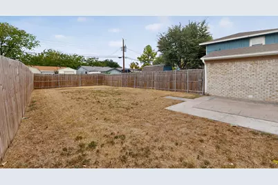9839 Glengreen Drive, Dallas, TX 75217 - Photo 40