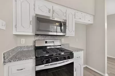 9839 Glengreen Drive, Dallas, TX 75217 - Photo 16