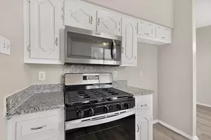 9839 Glengreen Dr, Dallas, TX 75217 - Photo 16