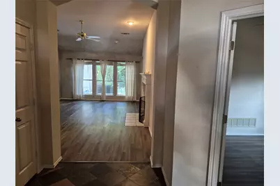 2924 Coventry Lane, McKinney, TX 75069 - Photo 2