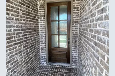 5970 Hodgkin Avenue, Pilot Point, TX 75009 - Photo 2