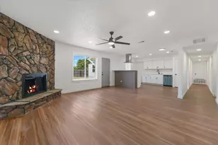 403 Plantation Dr, Arlington, TX 76014 - Photo 4