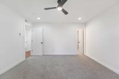 403 Plantation Drive, Arlington, TX 76014 - Photo 8