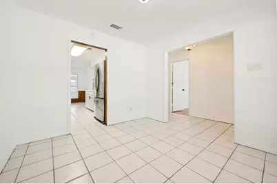 2517 Tanglewood Drive, Grapevine, TX 76051 - Photo 8
