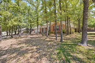 2517 Tanglewood Dr, Grapevine, TX 76051 - Photo 4