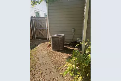 2746 Exeter Avenue, Dallas, TX 75216 - Photo 10