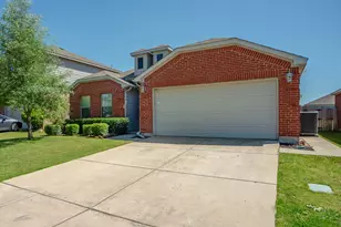 8812 Trailblazer Dr, Cross Roads, TX 76227 - Photo 2