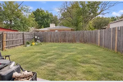 415 S Las Vegas Trail, White Settlement, TX 76108 - Photo 8