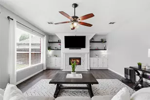 904 Yukon Dr, Lewisville, TX 75077 - Photo 8