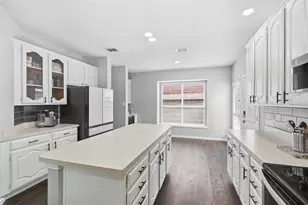 904 Yukon Dr, Lewisville, TX 75077 - Photo 12