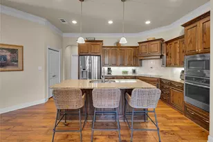 2610 Oak Ridge, Clifton, TX 76634 - Photo 10