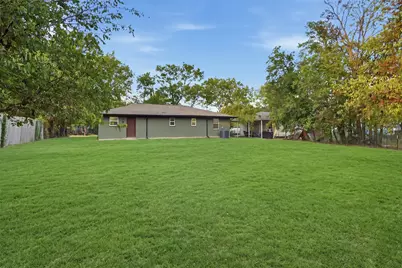 4302 Roberts Street, Greenville, TX 75401 - Photo 18