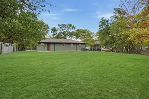 4302 Roberts St, Greenville, TX 75401 - Photo 18