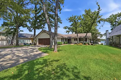 1011 Kiowa Drive W, Lake Kiowa, TX 76240 - Photo 2