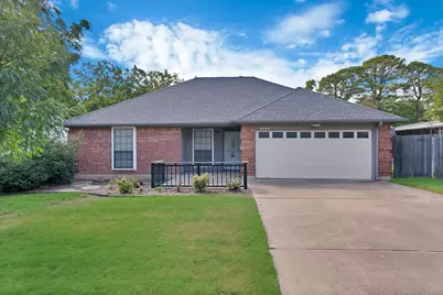 3130 Jewell Drive, Arlington, TX 76016 - Photo 1