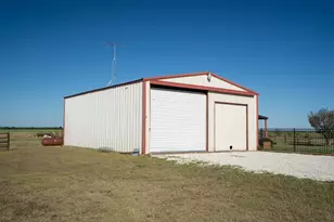 1233 FM901, Collinsville, TX 76233 - Photo 32
