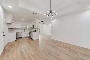 907 Melanie Ln, Keene, TX 76059 - Photo 10