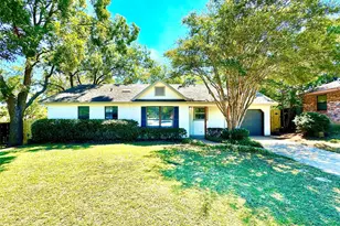 907 Melanie Ln, Keene, TX 76059 - Photo 1