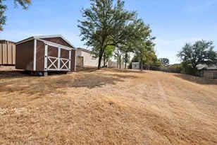 8928 Holt St, Lakeside, TX 76135 - Photo 22