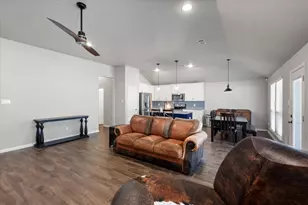 8928 Holt St, Lakeside, TX 76135 - Photo 6