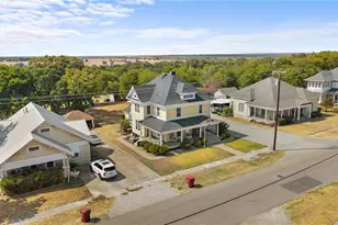 905 8th St, Honey Grove, TX 75446 - Photo 34