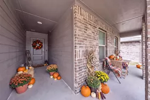 8817 Playmoor Dr, Fort Worth, TX 76131 - Photo 4