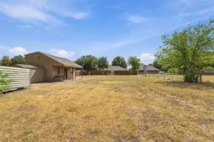 120 Country Dr, Waxahachie, TX 75165 - Photo 24