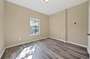 209 Wooded Glen Ct, Arlington, TX 76013 - Photo 10