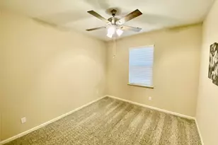 217 Bearman Dr, Fort Worth, TX 76120 - Photo 20