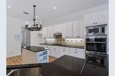 2305 Canyon Creek Drive, McKinney, TX 75072 - Photo 12
