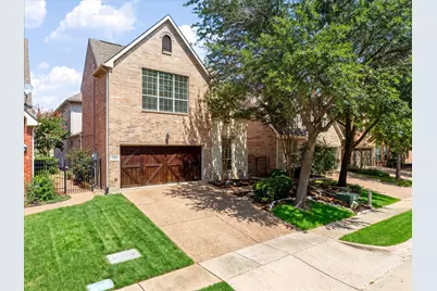 2305 Canyon Creek Drive, McKinney, TX 75072 - Photo 2