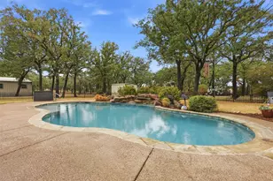 211 Private Rd 4931, Springtown, TX 76082 - Photo 4