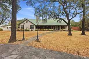 211 Private Rd 4931, Springtown, TX 76082 - Photo 2